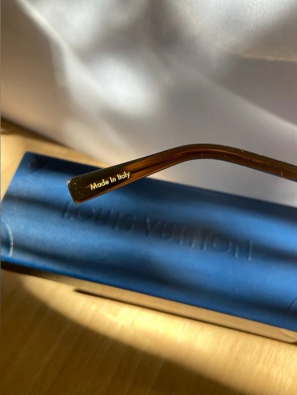 Louis Vuitton Attitude Sunglasses - Picture 13 of 16